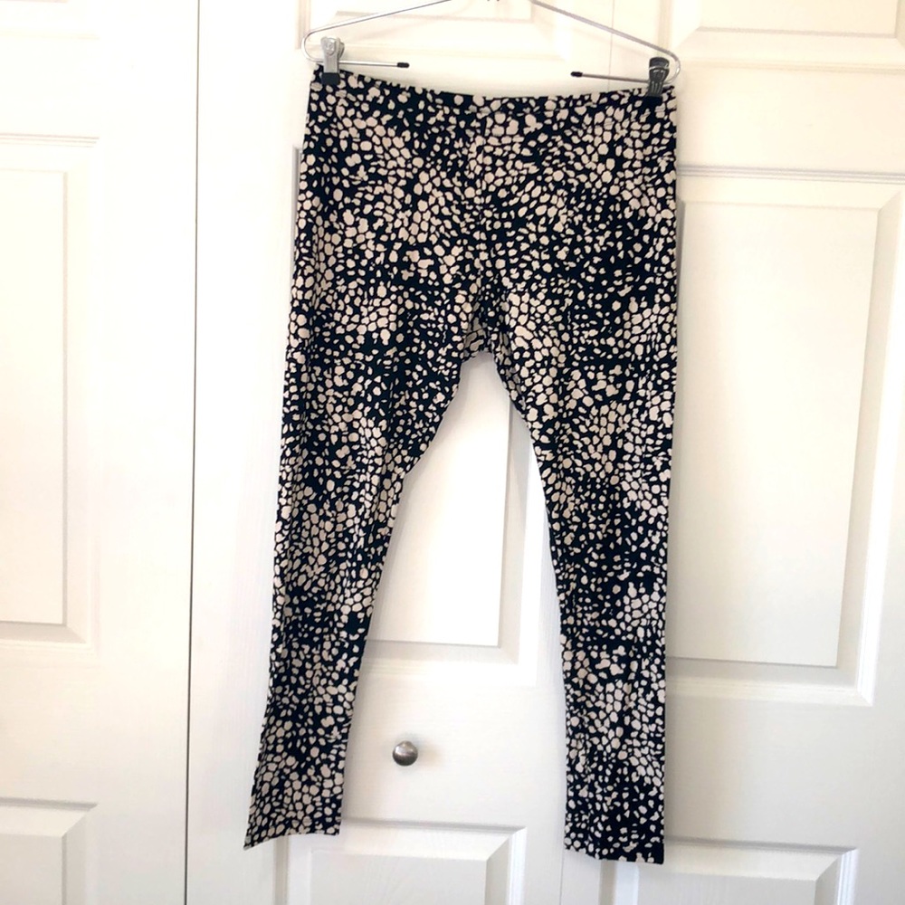 NWOT H&M Bascis Junior Leggings Large Black/White